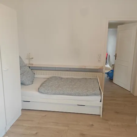 Apartmán Work And 3 Schlafzimmer 8 Betten 1 Kueche 1 Badezimmer 150qm Geilenkirchen