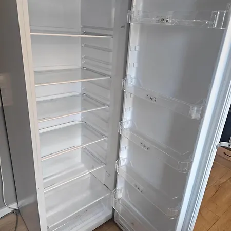 Apartment Work And 3 Schlafzimmer 8 Betten 1 Kueche 1 Badezimmer 150qm Geilenkirchen